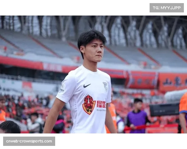 大连英博1-0力克海港靠防守反击 毛伟杰客串边卫贡献12次解围